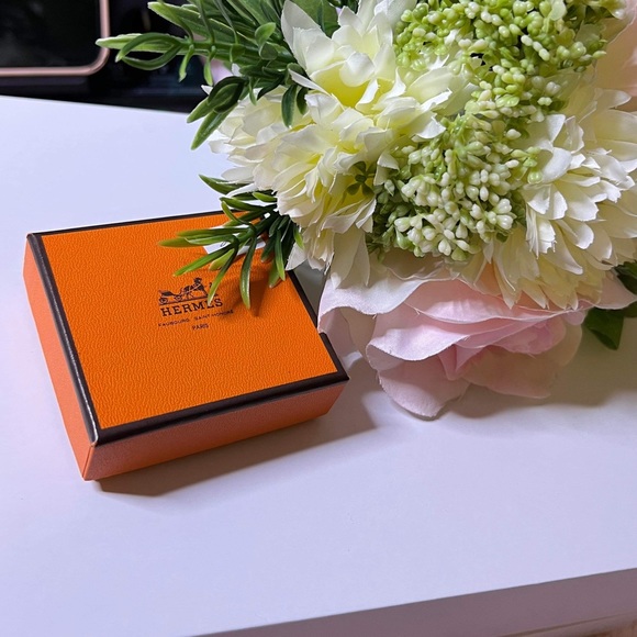 Hermes Chocker/belt and Wrist band - Picture 11 of 11